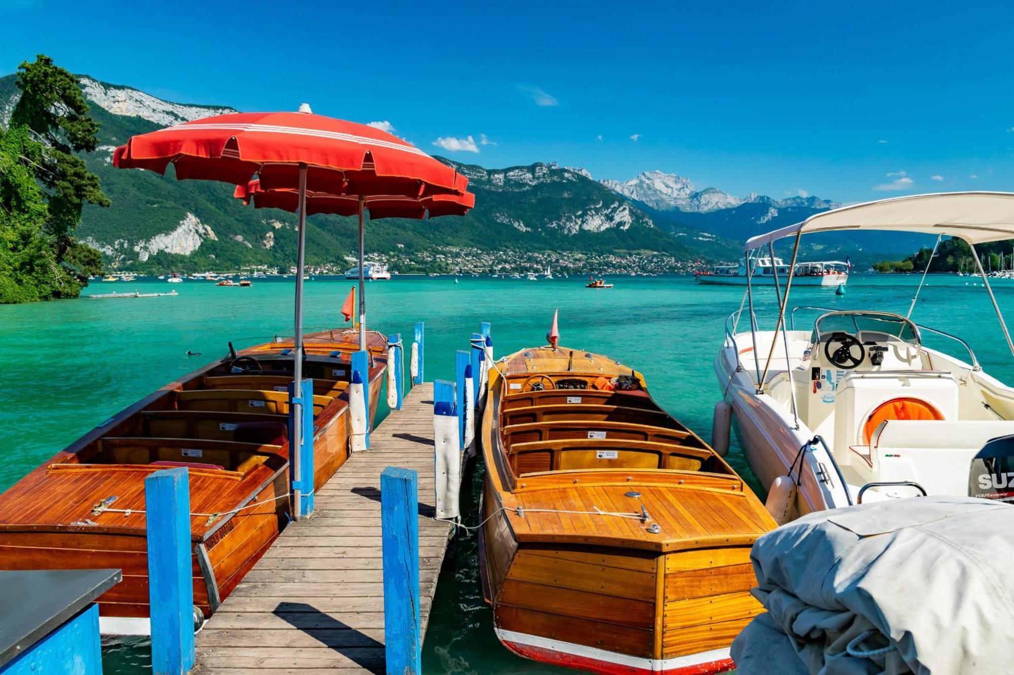 Reflet Bleu Du Lac D'Annecy 3 Etoiles - Face Au Lac, Parking Gratuit, Paddle Board Doussard Exterior foto